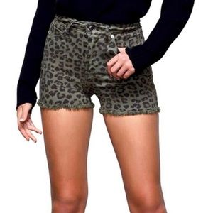 NWT | Good American | High Waist Cutoff Shorts | Sage Leopard | 0/25